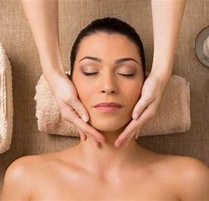 深層磨沙淨化護理Deep Scrub and Purifying Skincare
