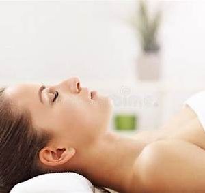 挺胸提升療法Bust Lifting and Firming therapy